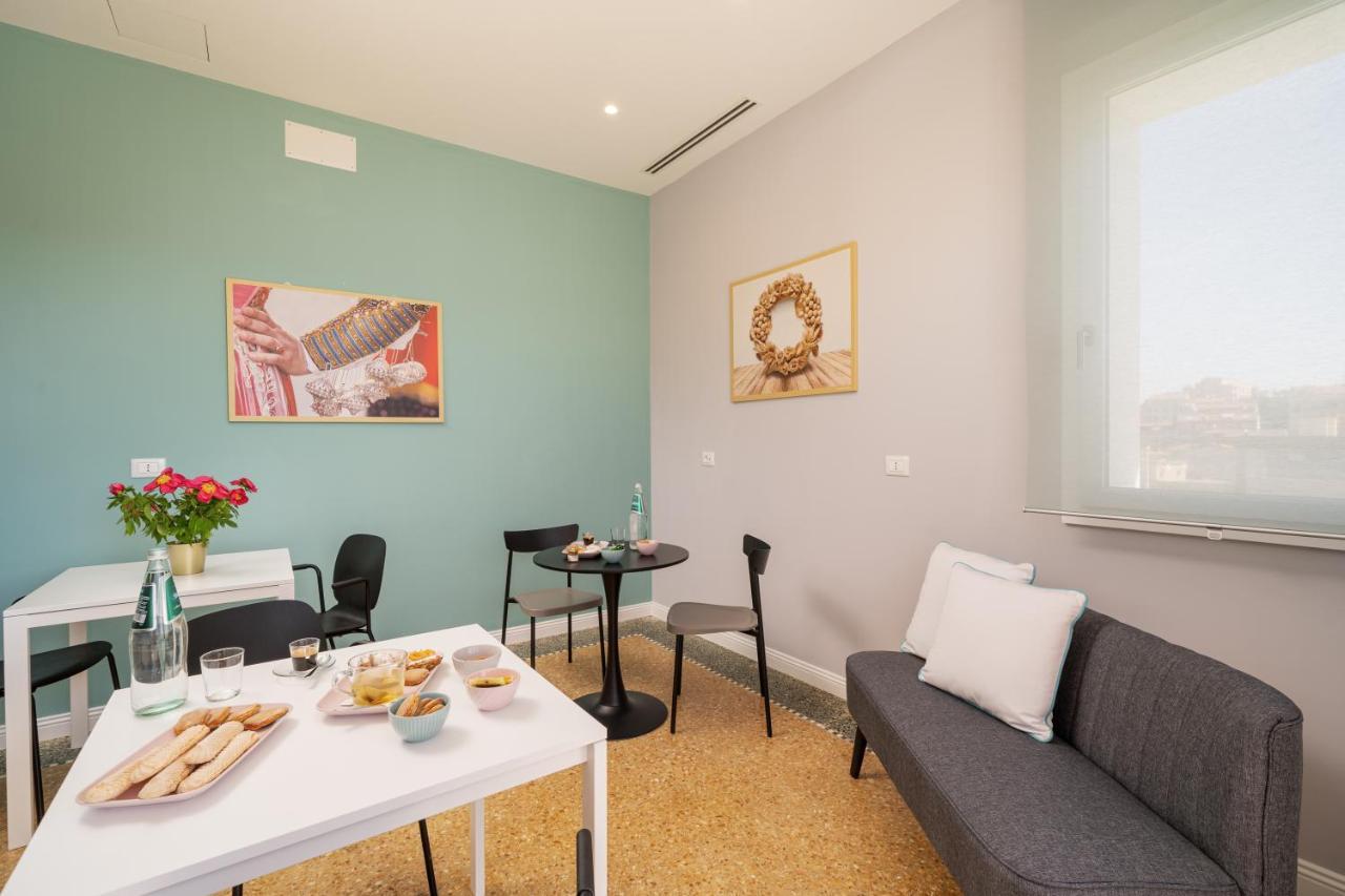 Nue Suites Sassari Zewnętrze zdjęcie